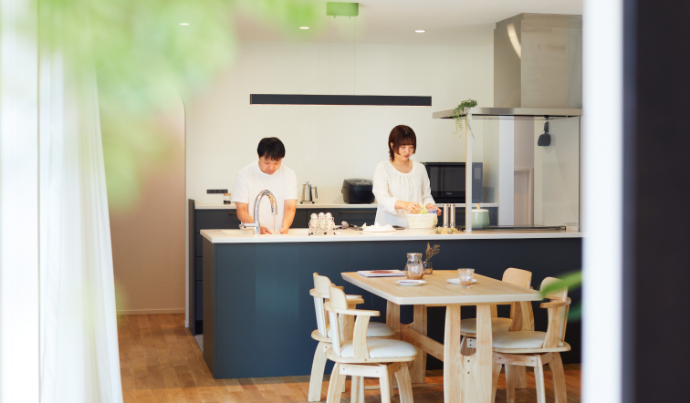 群馬という気候風土で、自然素材を内装材に選ぶ意義を紹介します。